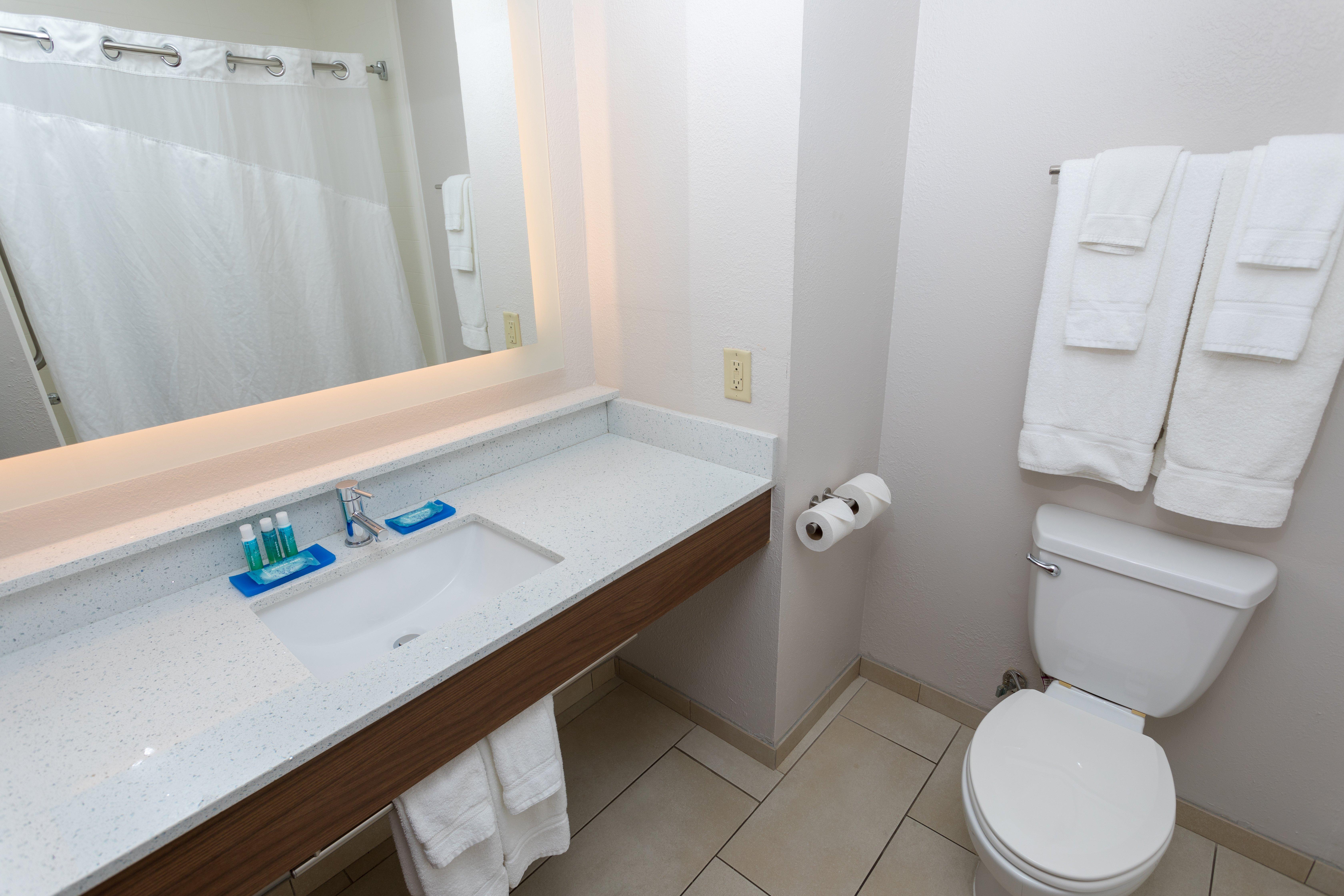 Holiday Inn Express Hotel & Suites Athens By Ihg Dış mekan fotoğraf