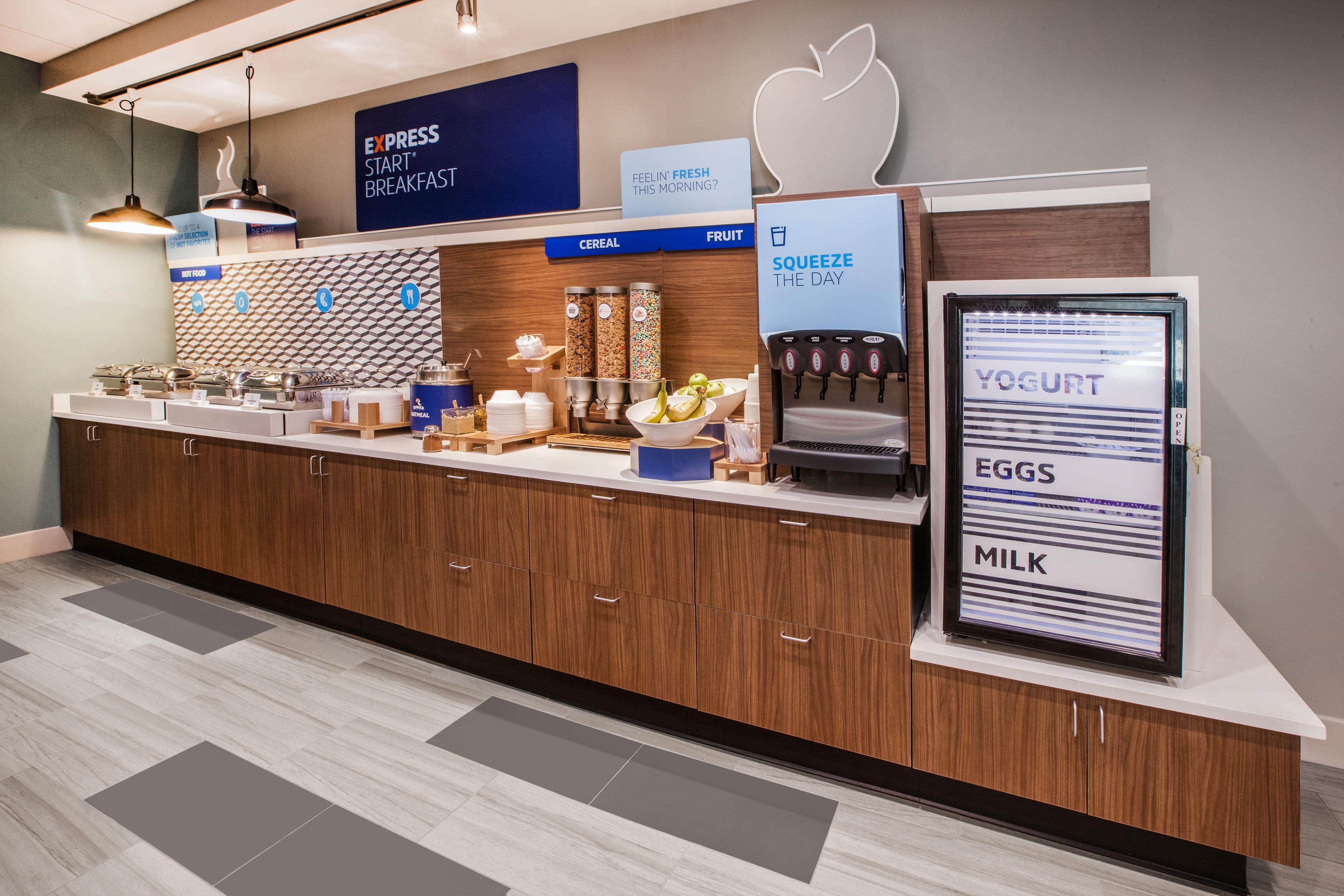 Holiday Inn Express Hotel & Suites Athens By Ihg Dış mekan fotoğraf