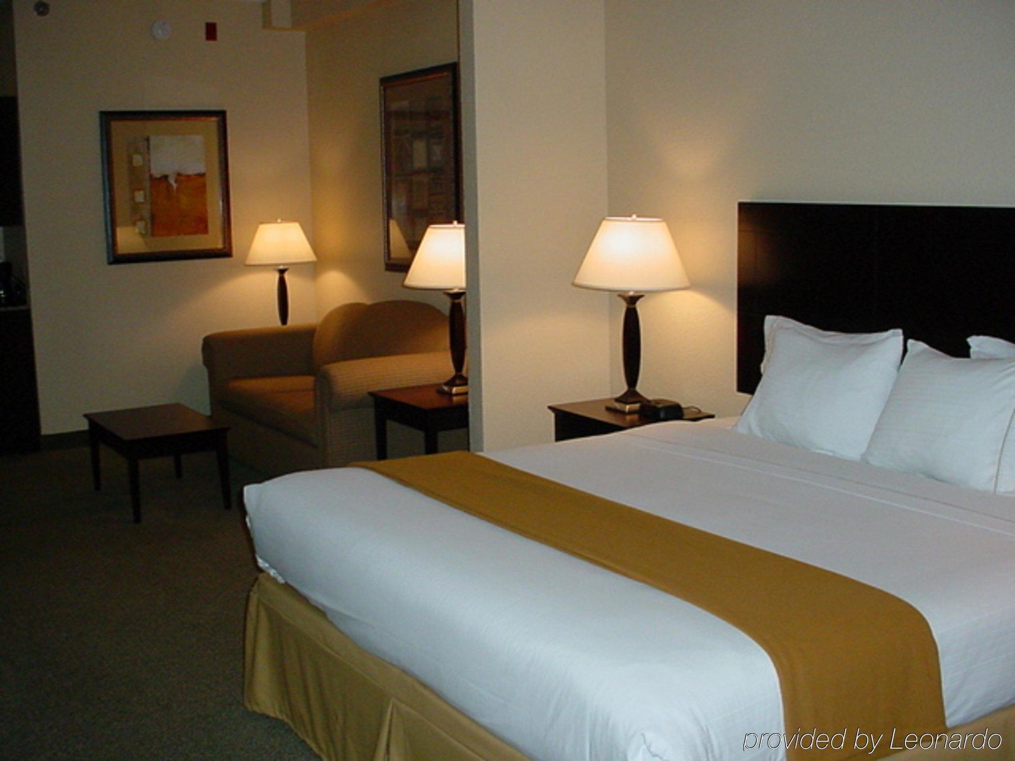 Holiday Inn Express Hotel & Suites Athens By Ihg Oda fotoğraf