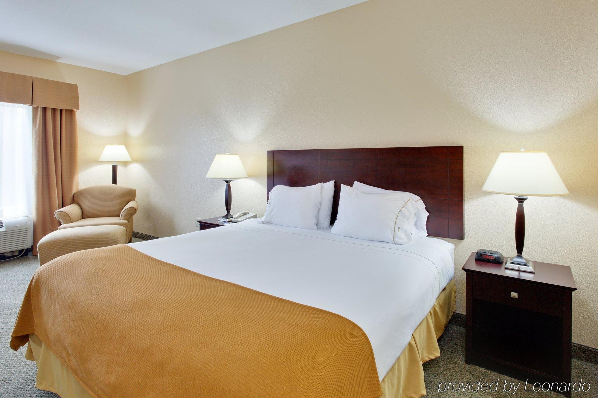 Holiday Inn Express Hotel & Suites Athens By Ihg Oda fotoğraf