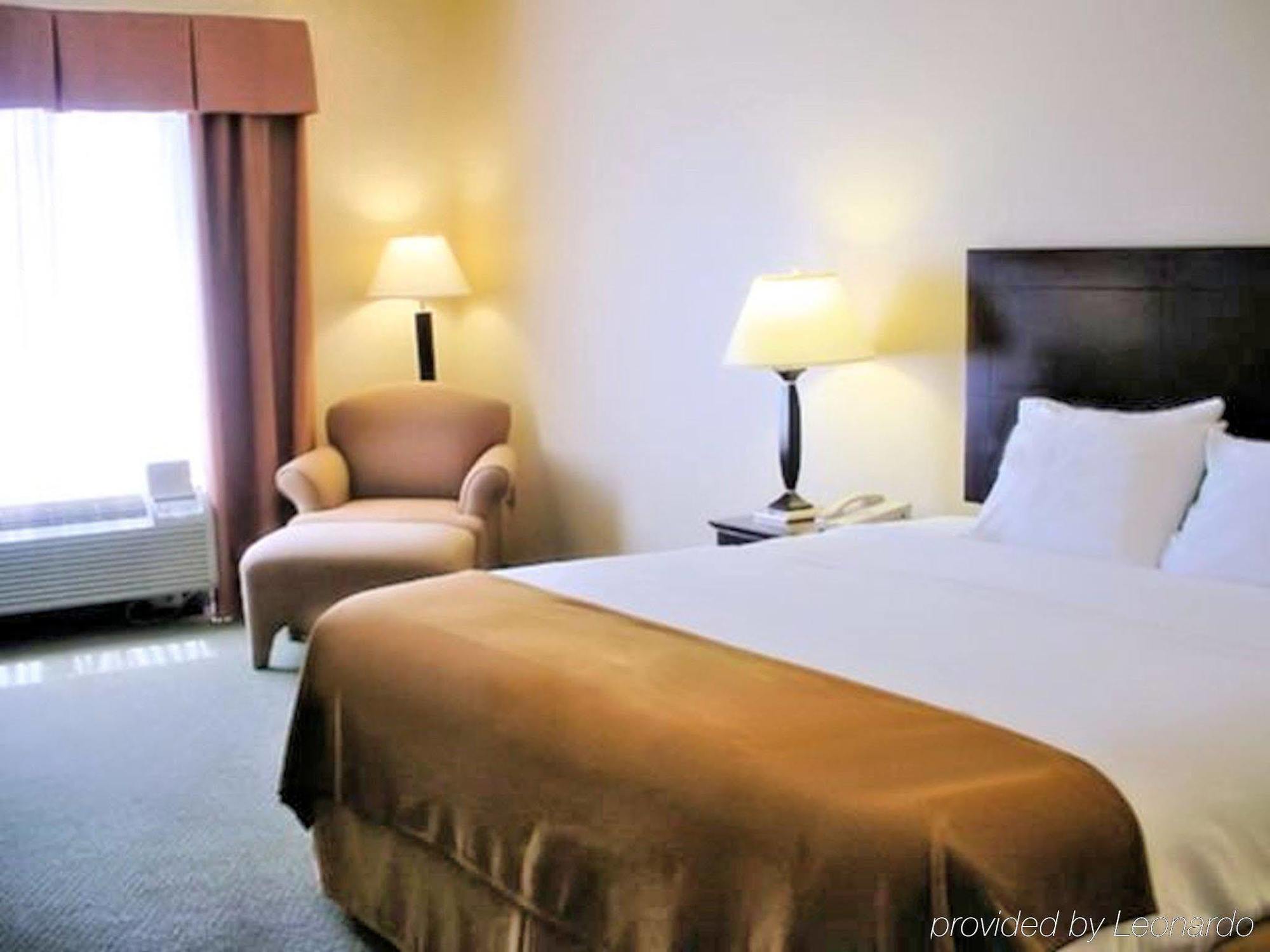 Holiday Inn Express Hotel & Suites Athens By Ihg Dış mekan fotoğraf